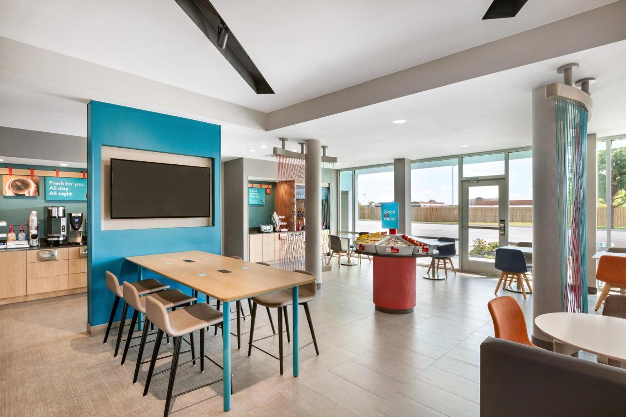 Avid Hotel Traverse City By Ihg Exterior photo